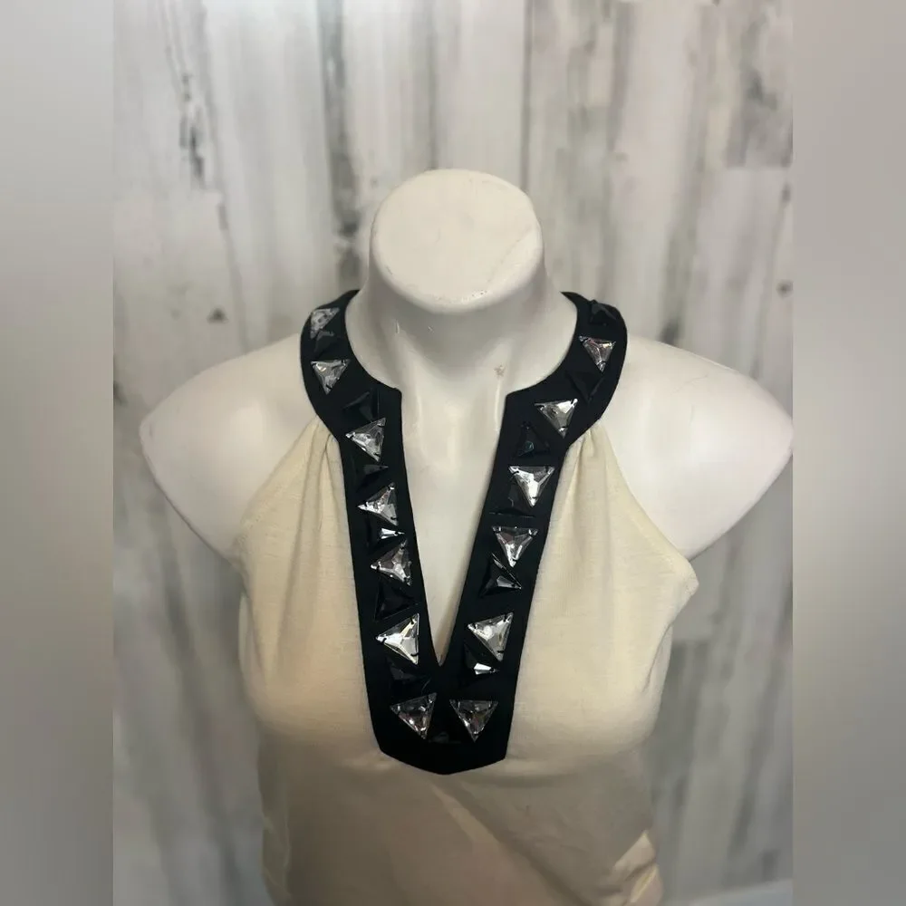 Dress - Picture 4 of 8